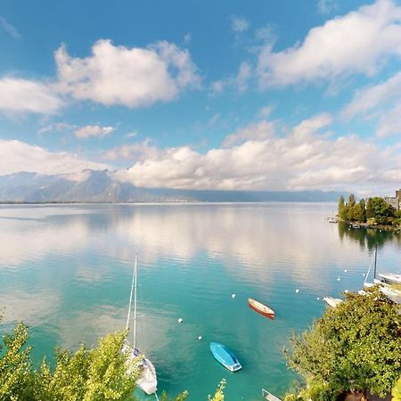 Lakefront Apartment With Exceptional View Territet Eksteriør bilde